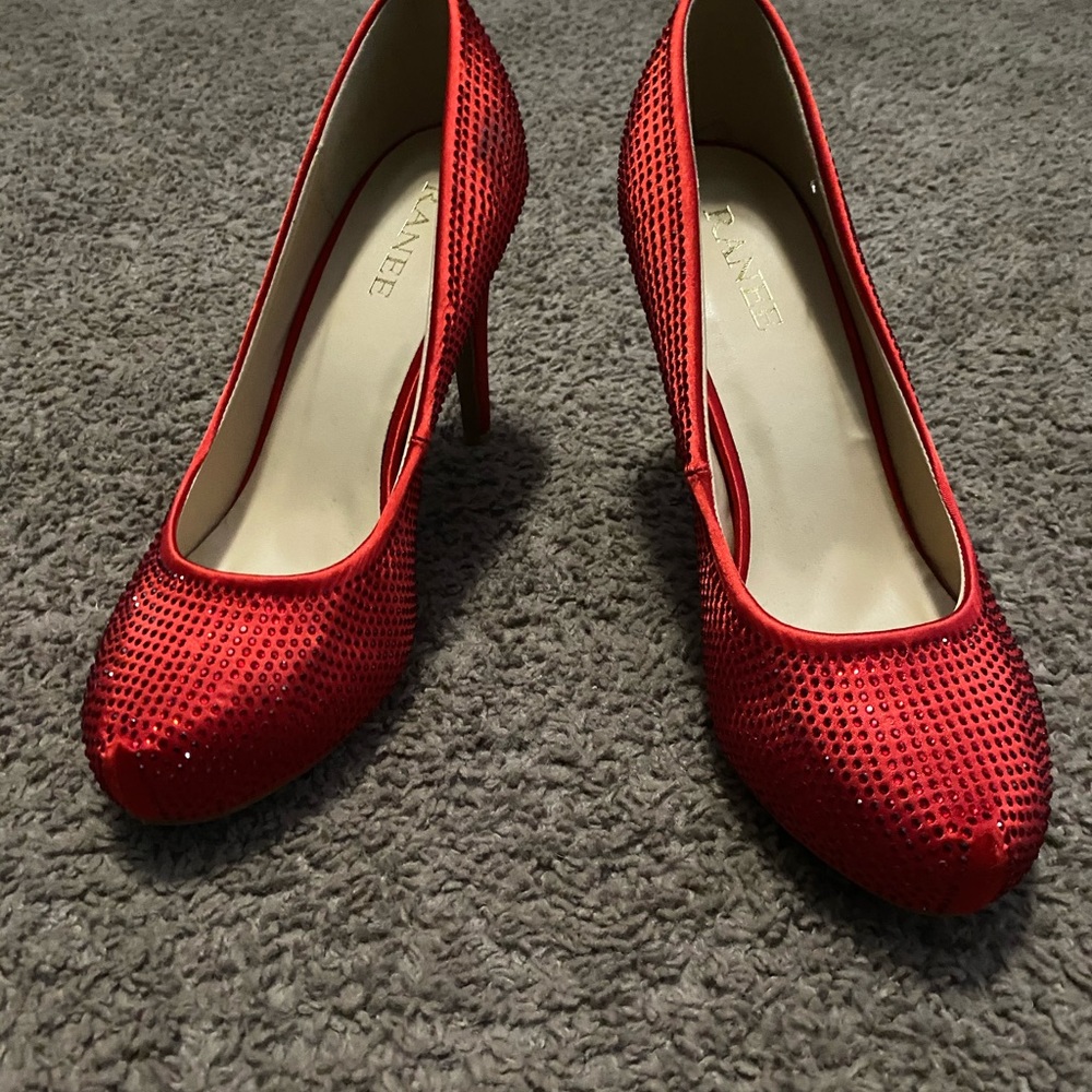 Women’s shoes